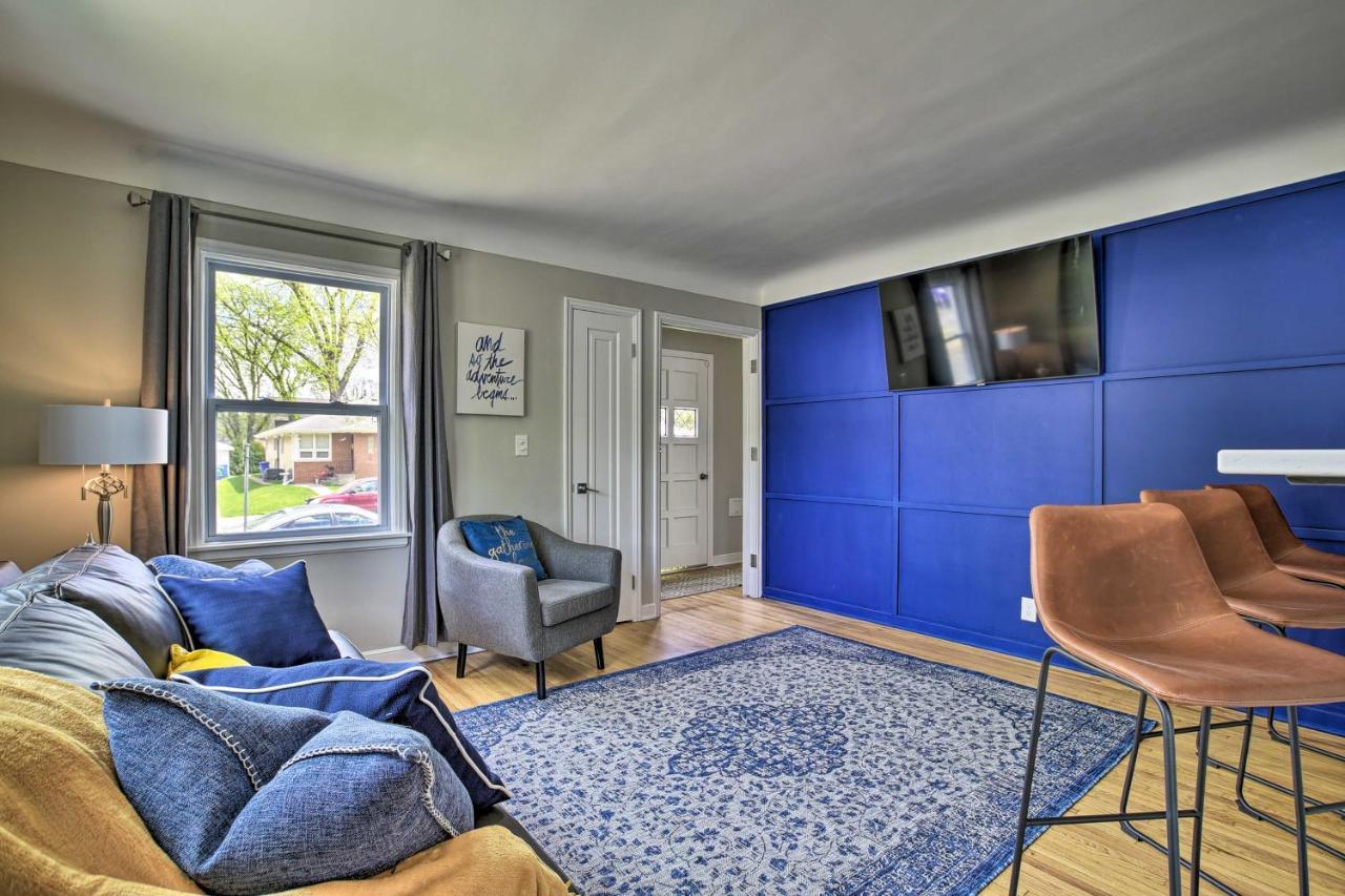 Mpls Duplex With Wifi And Kitchen 5 Mi To Dtwn! Villa Minneapolis Exterior photo